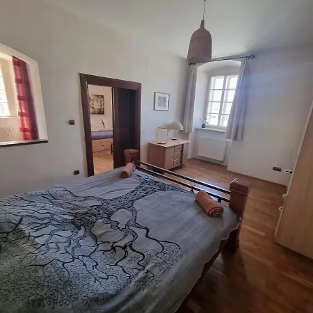 Apartman Lucia #3 *